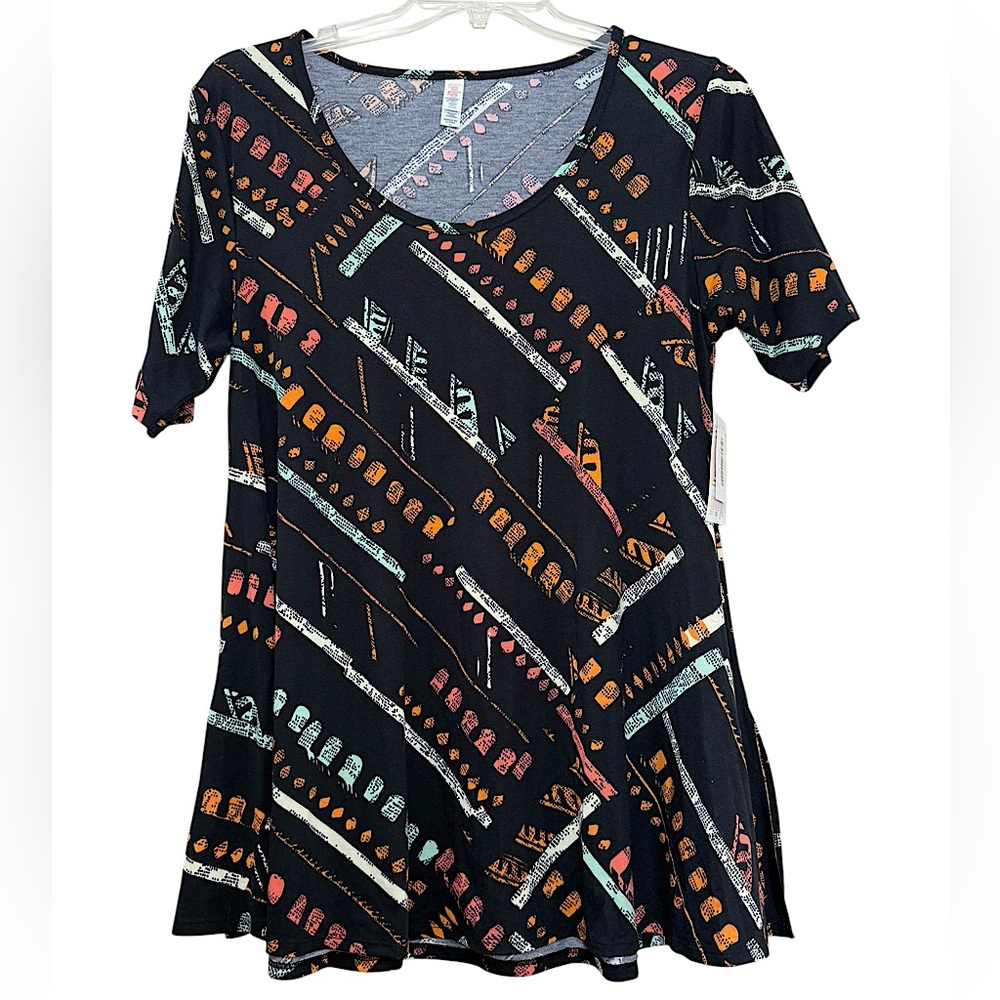 NWT LuLaRoe black orange pink seafoam green short sleeve classic t-shirt medium